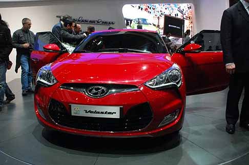 Hyundai - Hyundai Veloster